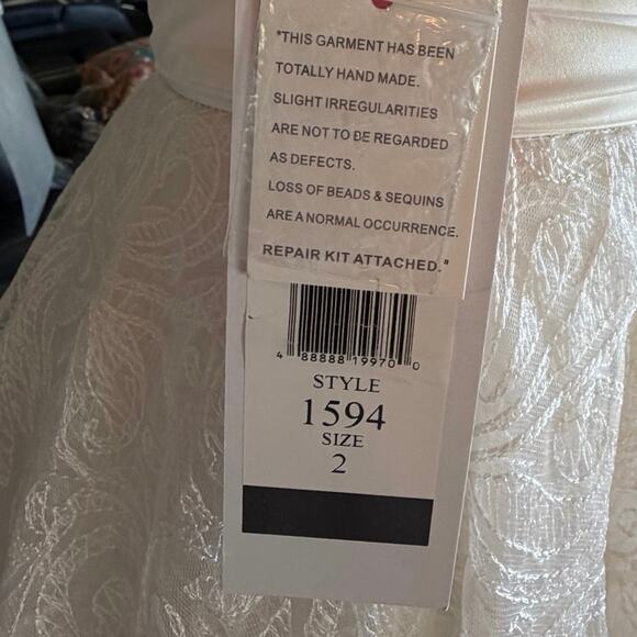 Colors Dress Collection 1594 Ivory Strapless Lace Formal Ballgown Women Size 2 - Picture 7 of 7